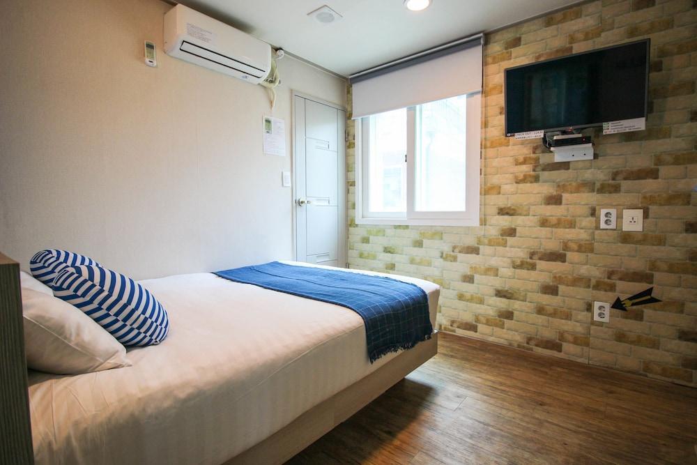 Dongdaemun Hwashin Hostel Seoul Exterior photo