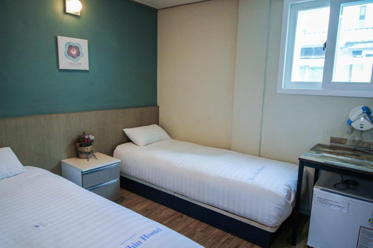 Dongdaemun Hwashin Hostel Seoul Exterior photo