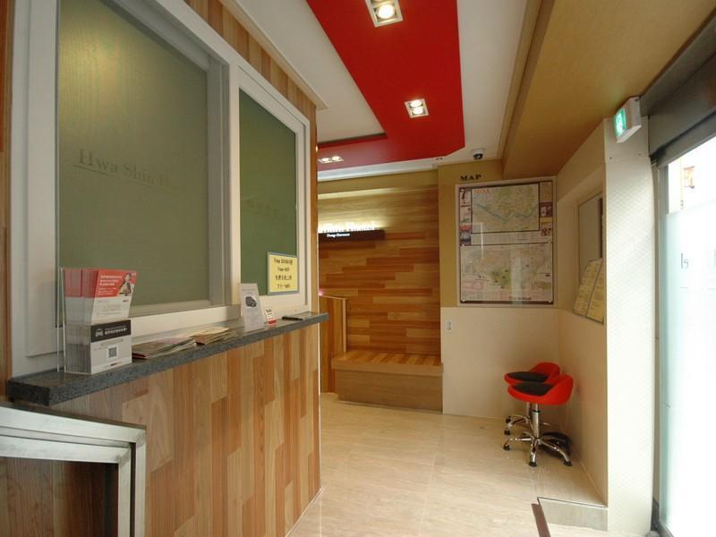Dongdaemun Hwashin Hostel Seoul Exterior photo