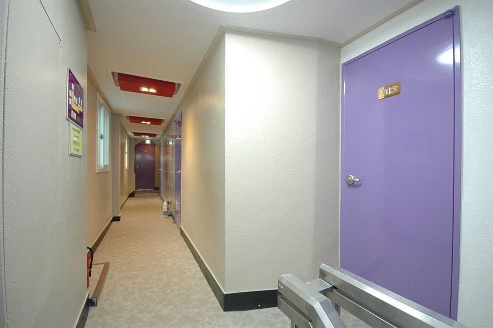 Dongdaemun Hwashin Hostel Seoul Exterior photo
