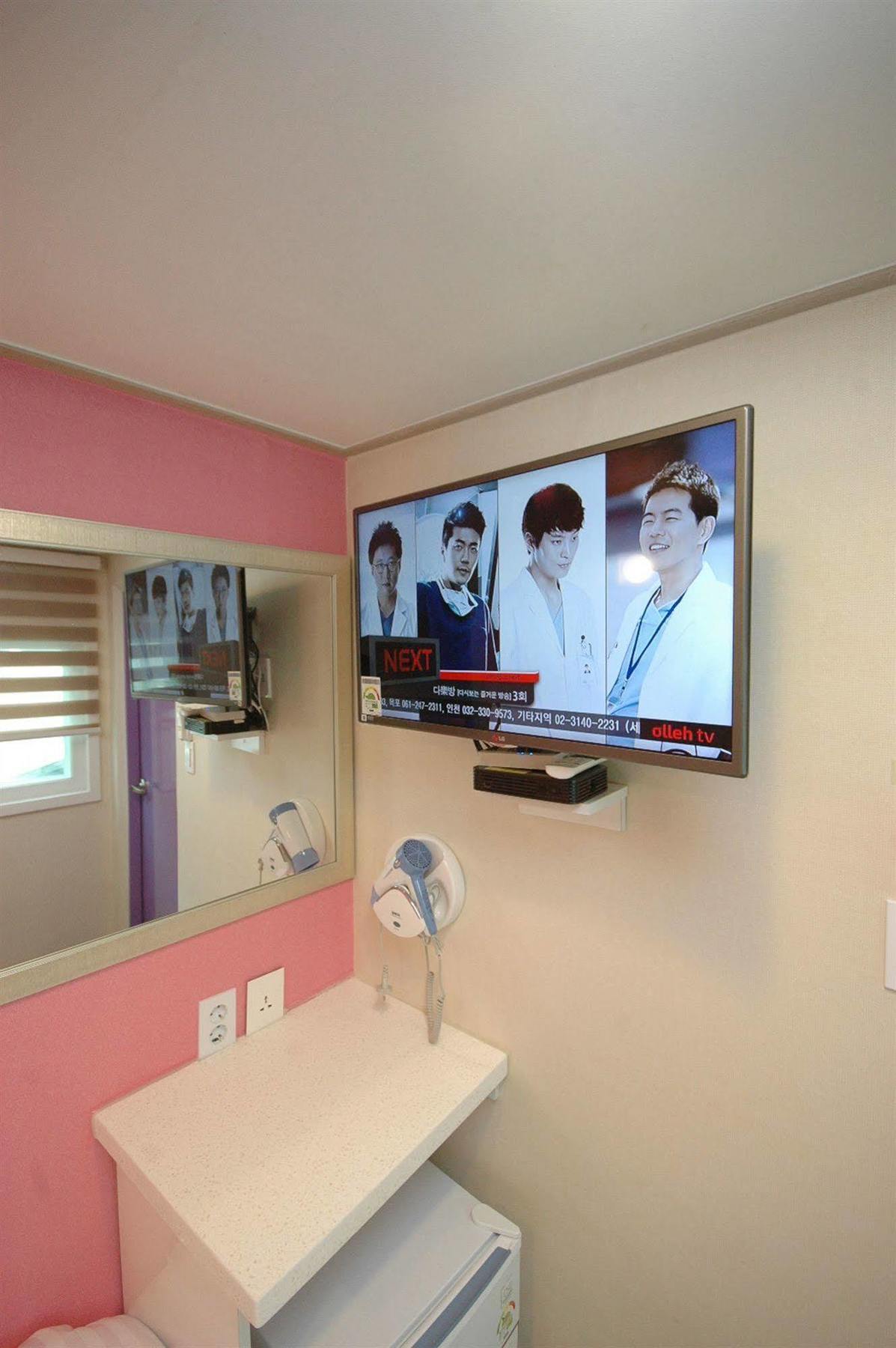 Dongdaemun Hwashin Hostel Seoul Exterior photo